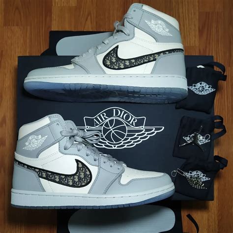 jordan dior giá bao nhiều|Giày Nike Air Jordan 1 High Dior Full Box + Phụ Kiện Sale .